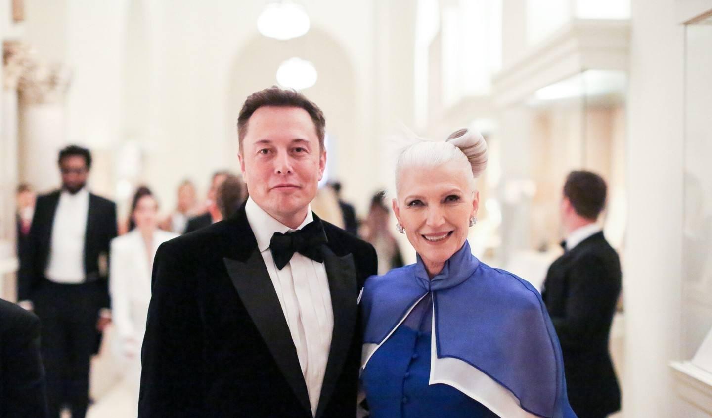 伊隆·马斯克|梅耶·马斯克：74岁的超级名模，儿子马斯克是世界首富