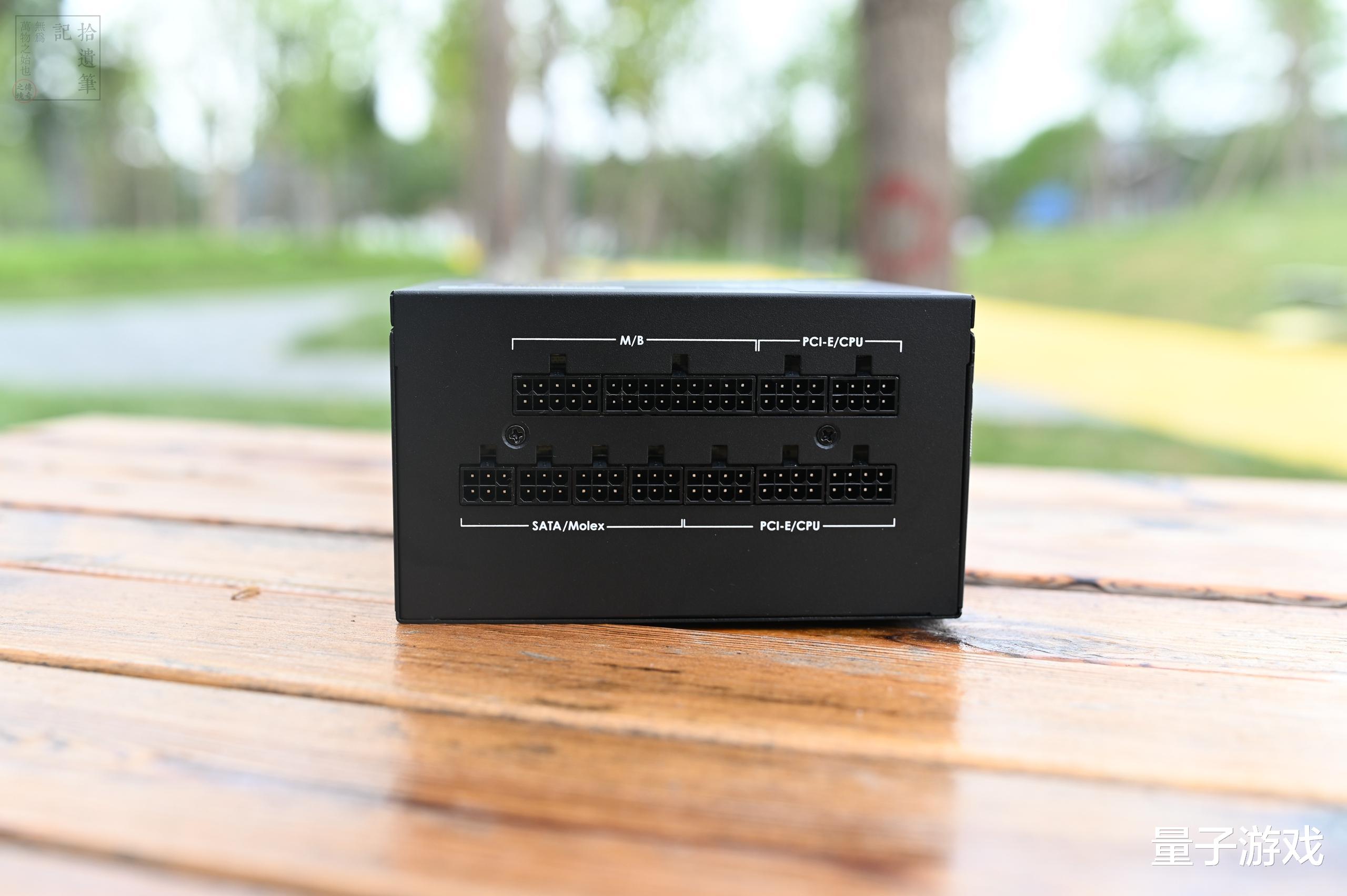 格力电器|匹敌ITX尺寸的MATX机箱，配上耐用的SFX电源，轻松装个精悍的小主机