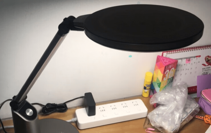 |选护眼灯最应该注意什么?选购护眼灯最好的方式