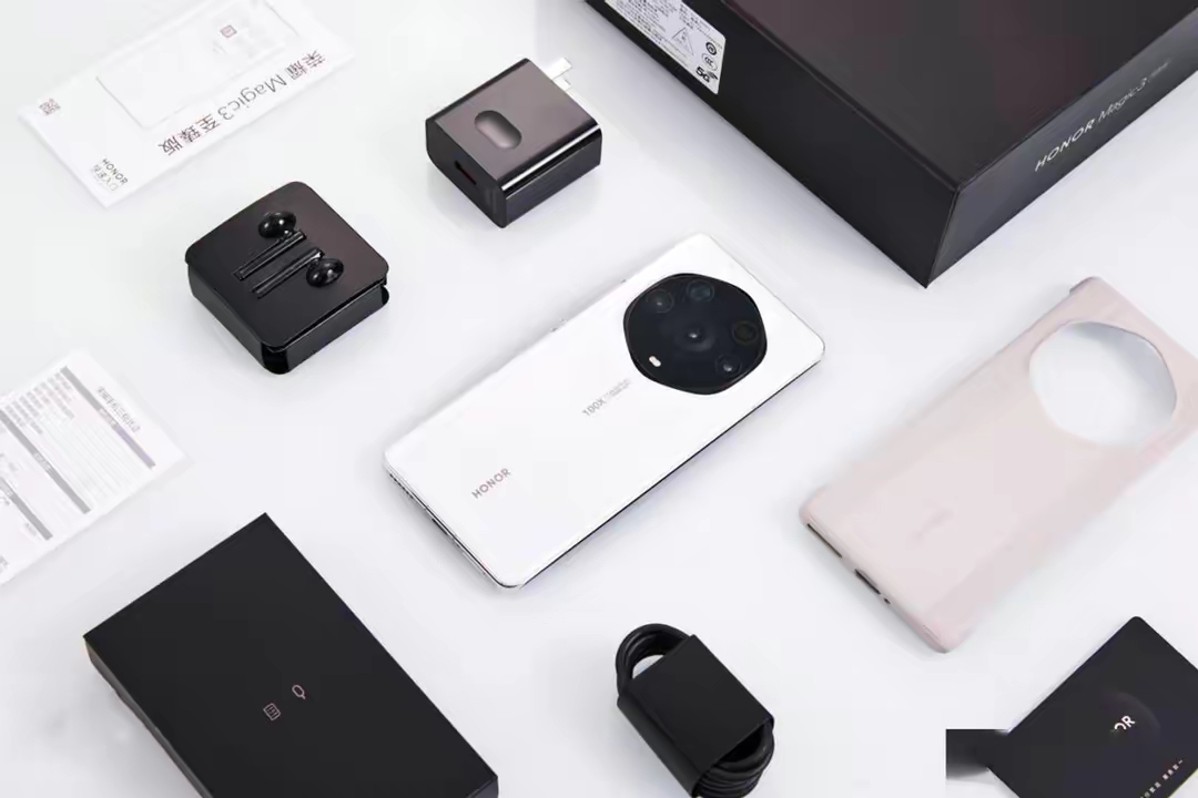 华为荣耀|荣耀magic5传来消息，首次采用1TB大内存，价格却有些出乎意料