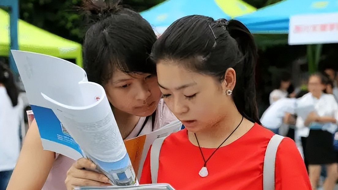 |最受欢迎“女友职业排行”，榜首成香饽饽，最后一名白给都不要
