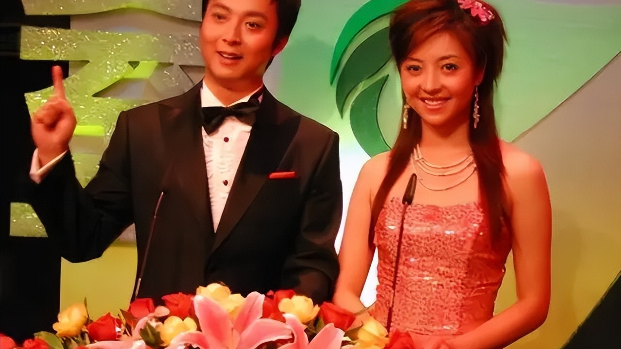 主持人|主持人佟瑶意外离世，丈夫誓不再娶，7年了依旧带着女儿独自生活