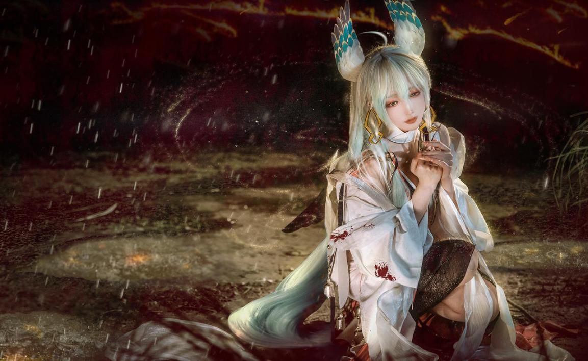 coser|她是直播届的漫画课上的最好的二次元coser漫画家走路遥zly