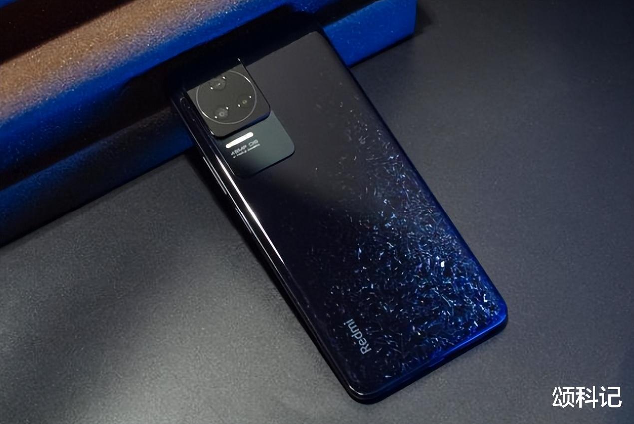 红米手机|5500mAh旗舰手机，12+256GB不到千元，红米不赚钱了