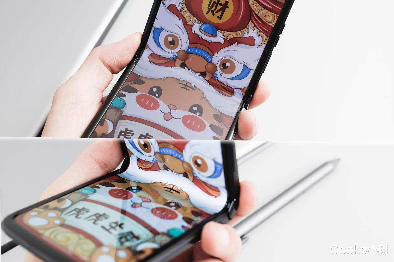 摩托罗拉|moto razr 2022折叠屏手机好用不?体验数周,这几点有必要告诉你