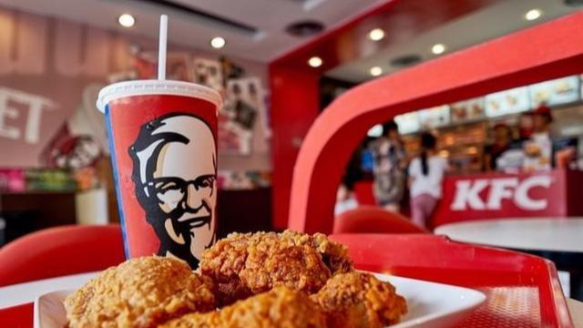 盲盒|肯德基最受好评的都有啥？盲盒文化刺激消费，网友：我恨！