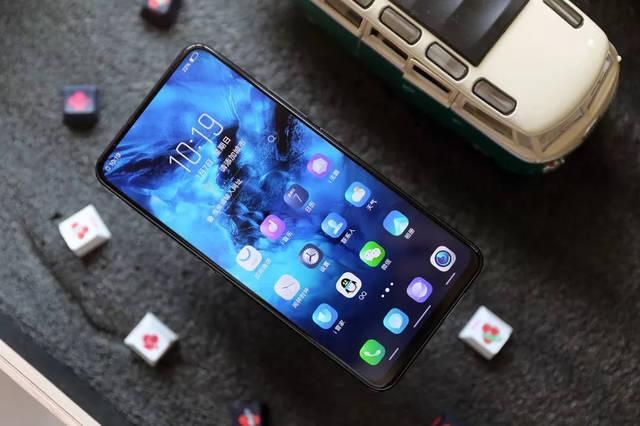 CPU|还在纠结手机买多大内存?这3个配置才决定性能,多用一年没问题