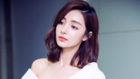 麦迪娜·买买提|《新还珠格格》中“含香”出道的麦迪娜，怀二胎啦