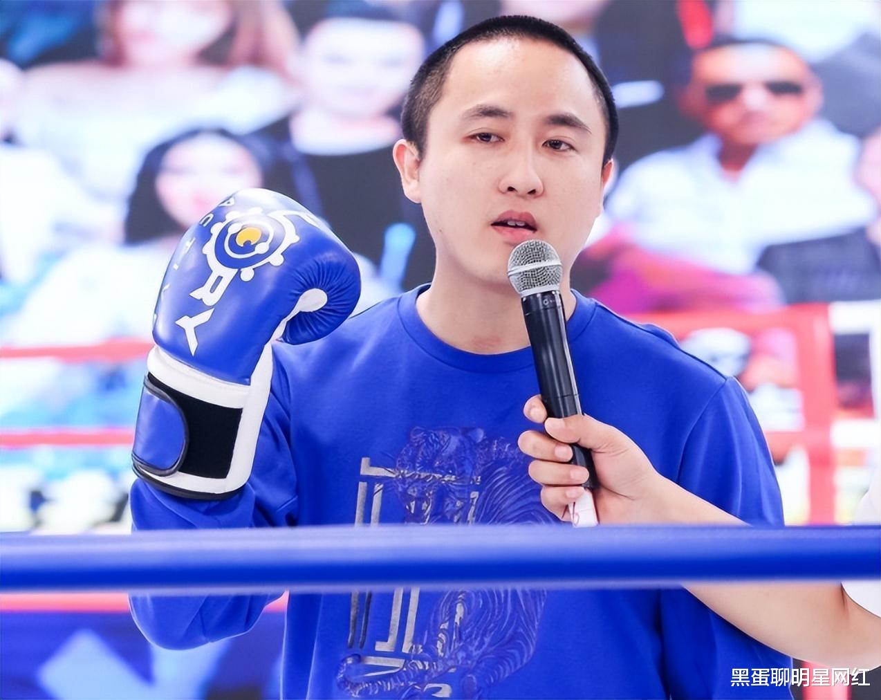 网红老方丈谈浩南被封 借机调侃散打哥 直言 明枪易躲暗箭难防 快手浩南师傅
