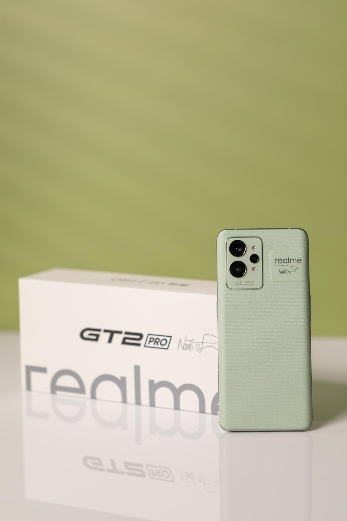 高通骁龙|8月换机优先考虑大内存，这三款12GB+256GB手机，最低只要3399