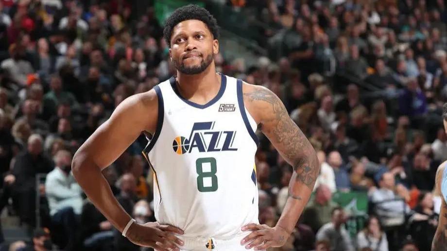 盖伊|历史首人，盖伊征战NBA15年，从未突破季后赛首轮