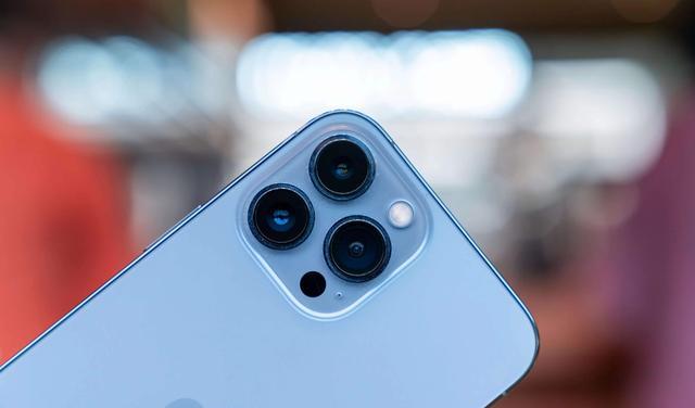 |手握5000元的预算,应该买华为、苹果还是小米?内行人告诉你答案