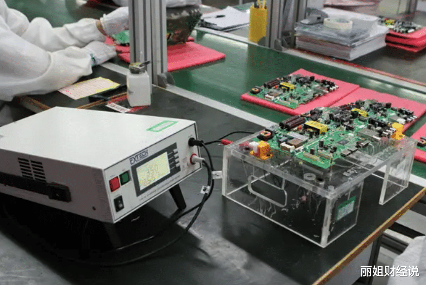 彩电|陈道明曾代言，昔日彩电大牌被退市，曾是不少家庭的第一台彩电