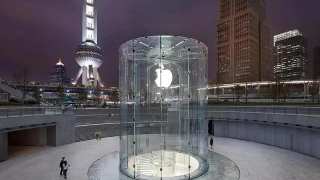 苹果|上海浦东苹果店被砸，库克：只要不砸玻璃都好说