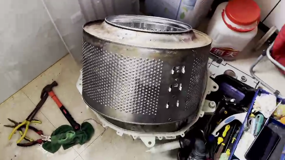 滾筒洗衣機(jī)|小天鵝滾筒洗衣機(jī)清洗