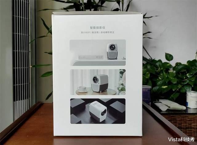 苹果|随时随地追剧看大片-泰捷WEBOX T1S投影仪开箱体验