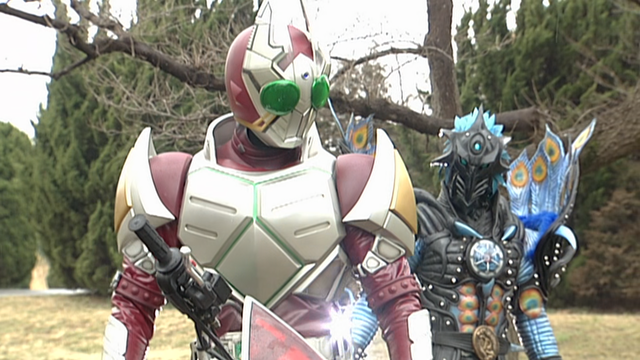 假面骑士剑|假面骑士剑：同样拥有侍卫形态，橘校长和剑崎相比究竟差在哪里？