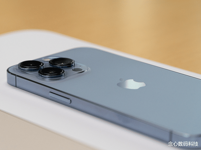 iPhone|外行人买手机图便宜,内行人主张一步到位,这三款手机不买你后悔