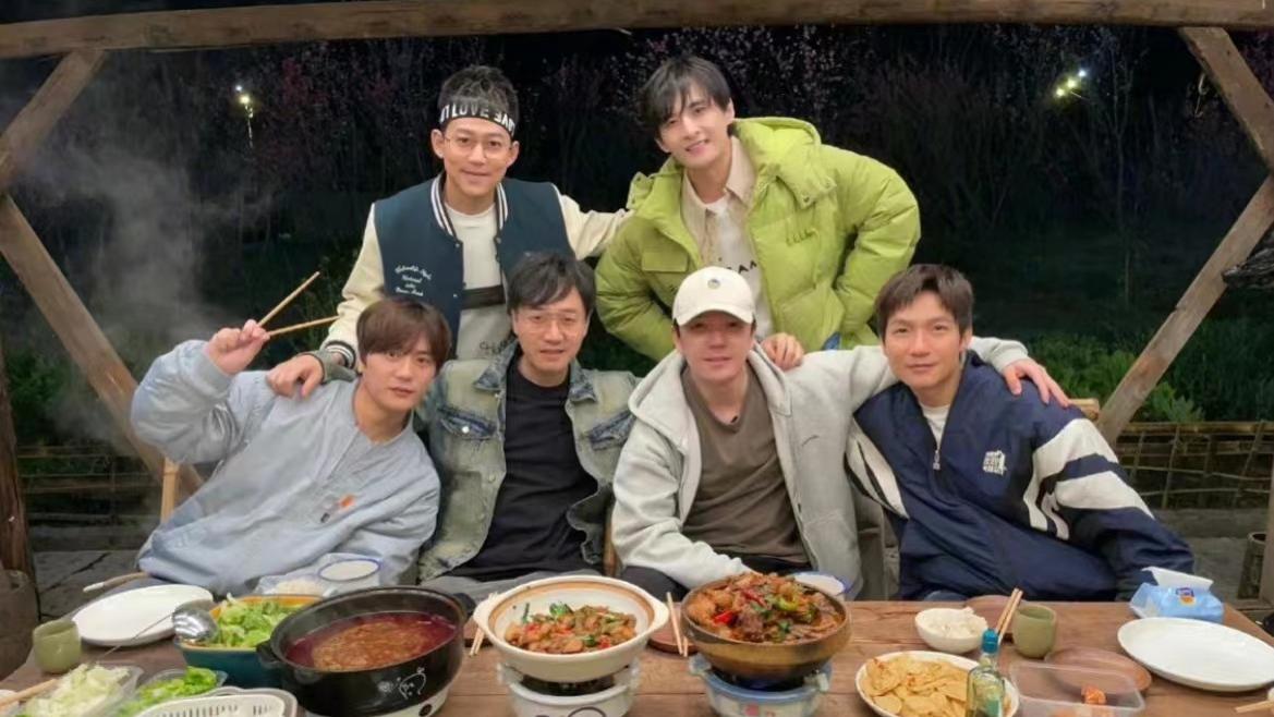 综艺节目|最穷综艺出炉：过气艺人担任嘉宾，村民担任场工，宣传费不足五万