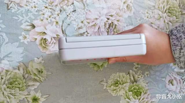 小米科技|全塑料机身黑白屏幕,内置一款游戏玩转童年,这款游戏机很经典