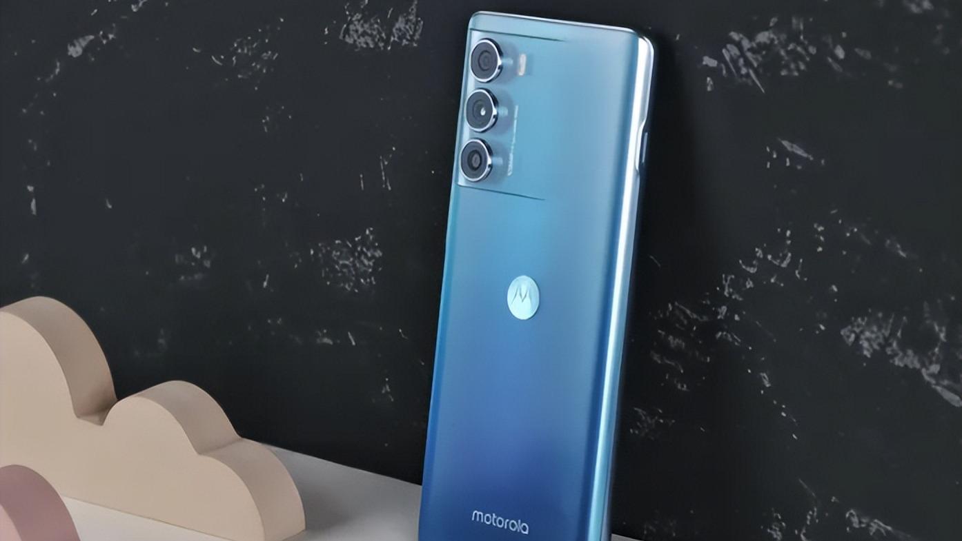 realme|2000元以下性价比排名第一，仅售1799元，红米和realme都逊色了