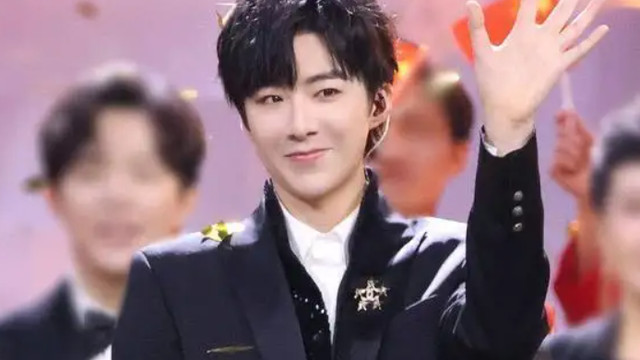 刘宇宁|遇到偷拍就服刘宇宁，直接自曝行程，网友调侃：让狗仔无路可走