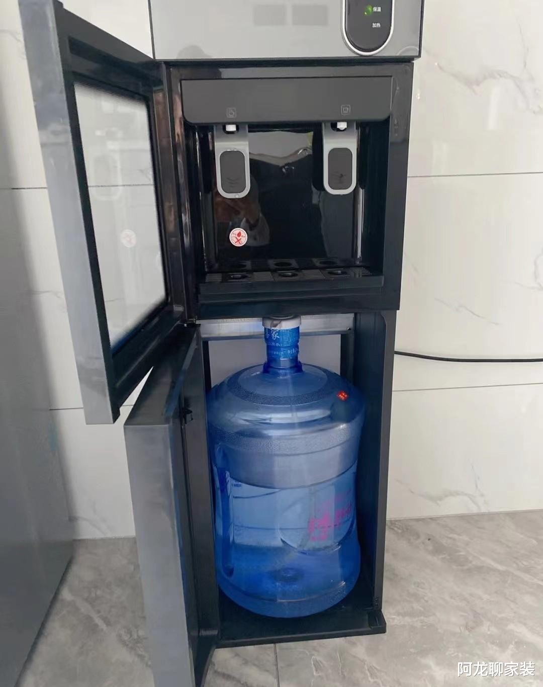 电热水器|红极一时的6种家电，为何会“跌落神坛”？被时代淘汰终究躲不过