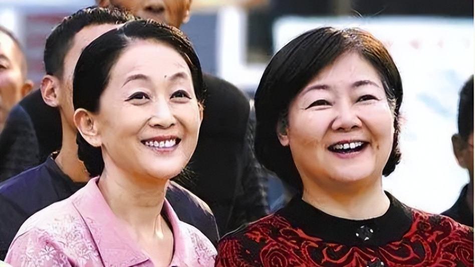 萨日娜|萨日娜的丈夫潘军：8块钱娶回来一个媳妇，婚后甘愿在家做煮夫