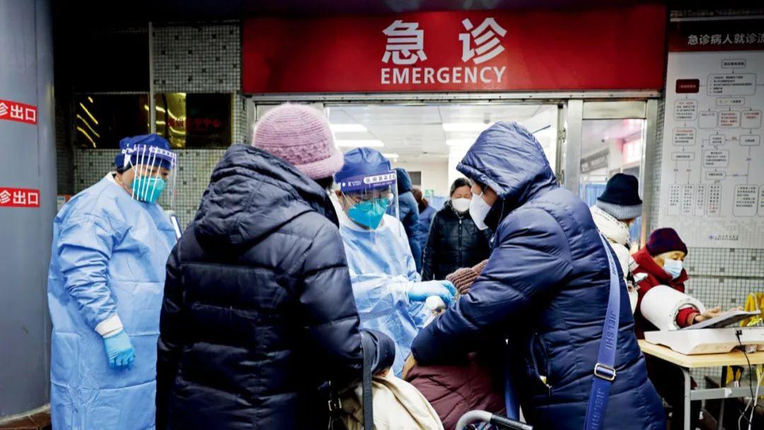 医院|警惕奥密克戎引起的病毒性肺炎 多地重症床位接近临界
