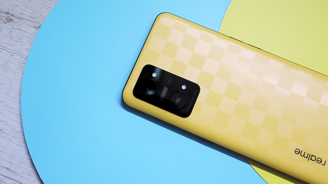 显卡|国产这款手机太狠,再次抬高行业标准,但定价却引起友商众怒