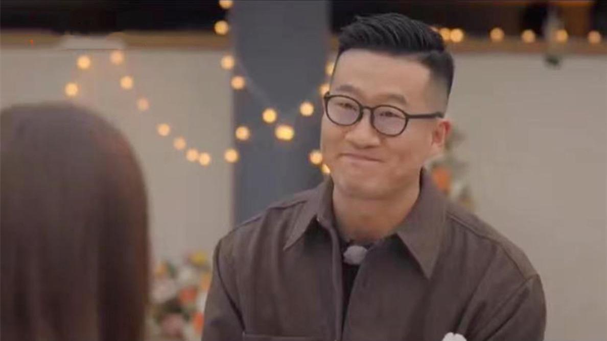 杨磊|36岁喜剧演员离婚后相亲！女方是大学老师高颜值，和前妻仍是朋友