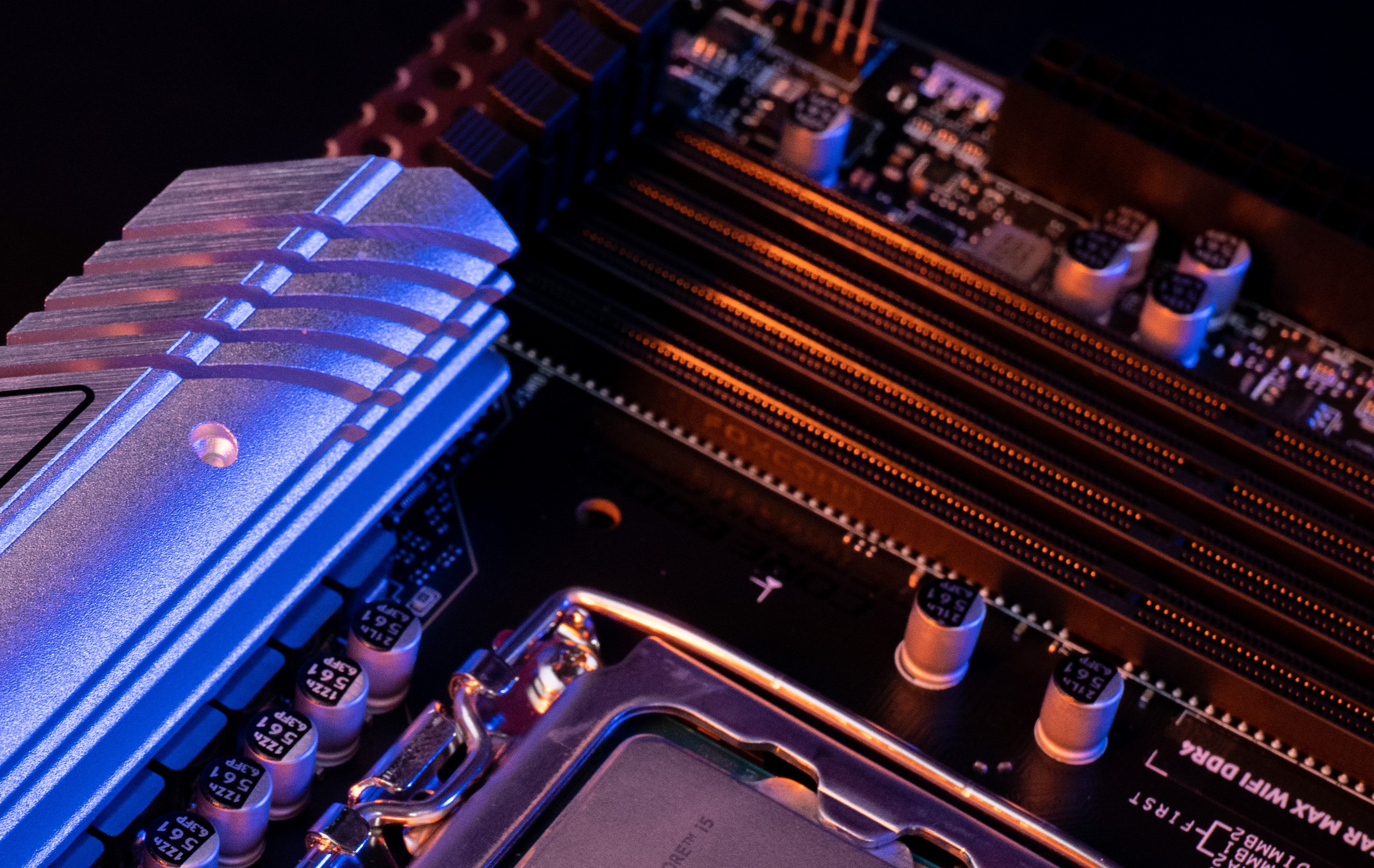 主板|可以超频的B660M 迫击炮?来看看性能提升有多少?