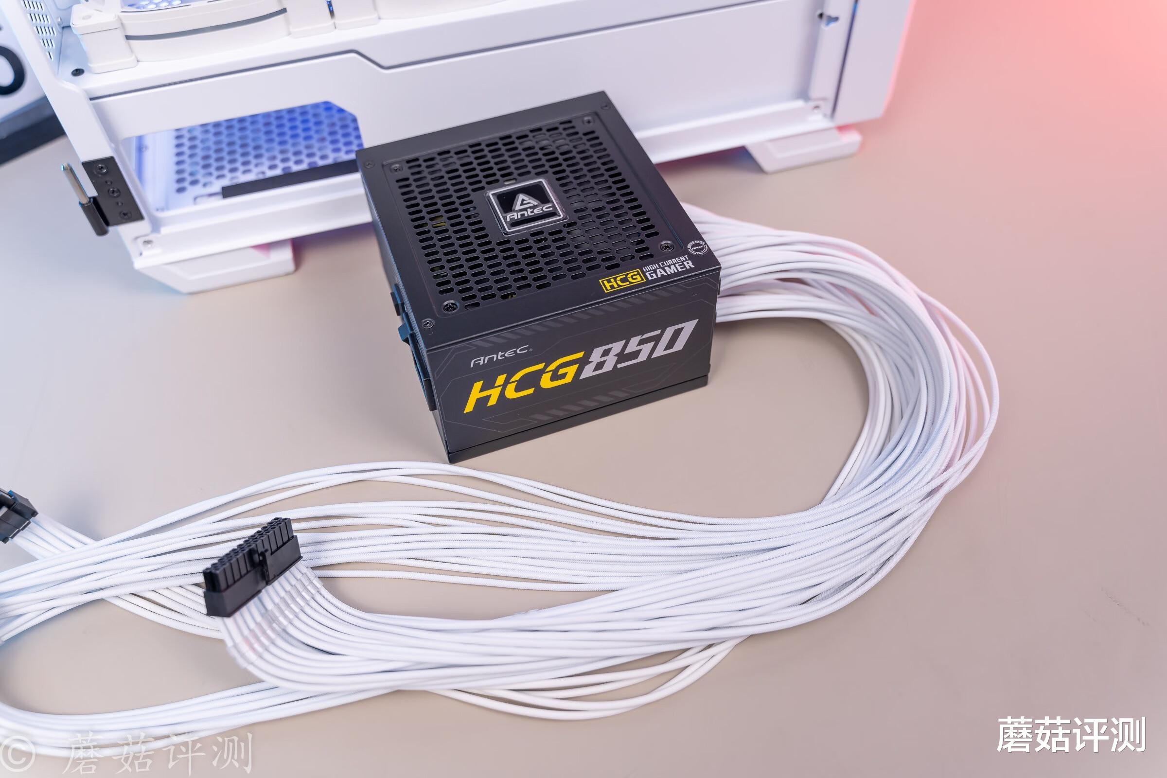 机箱|细节出色，体验优秀，颜值高、微星刀锋100R白色中塔机箱 评测