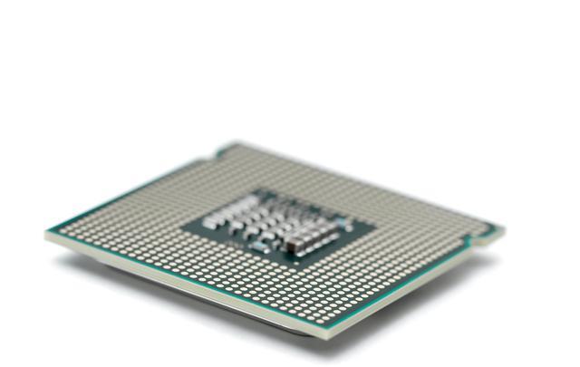 酷睿处理器|酷睿i71260p和i712700h选哪个好？参数区别对比