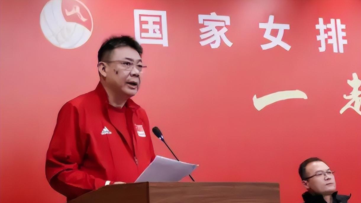 本西奇|女排雪藏多年大将被“解封”！曾讽教练骂粉丝，蔡斌为何看上她？