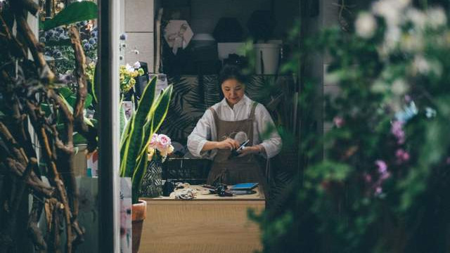 泡泡玛特|我，创业10年，熬过九死一生