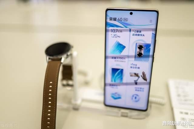 红米手机|以不足3000元的中端机为例，看上去一样的手机，其实本质上不一样