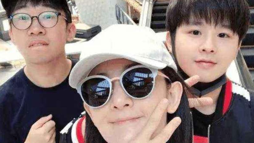 富二代|名副其实的富二代，家里有18家公司，却是娱乐圈最抠门的男星！