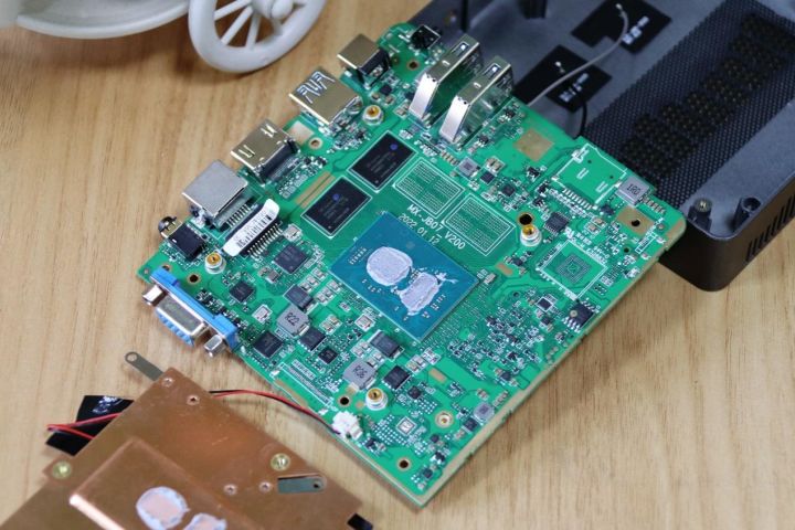 评测|千元级的宁美CR80迷你计算机,到手体验如何?