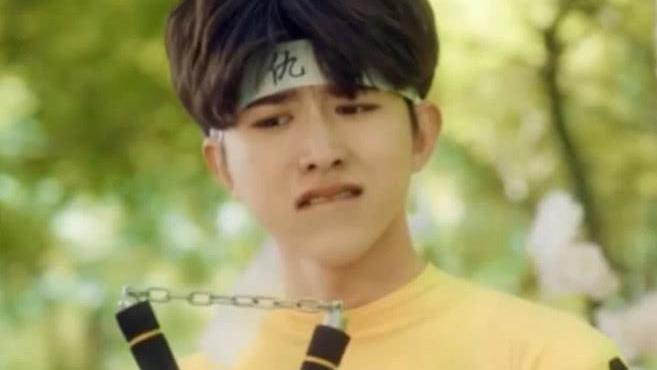 李小龙|李小龙死后，老婆被徒弟玩弄感情，糟蹋被抛弃，儿子中枪而死依旧成谜