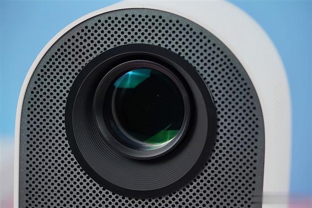 投影仪|超萌一颗大眼！小明Q2投影仪开箱图赏