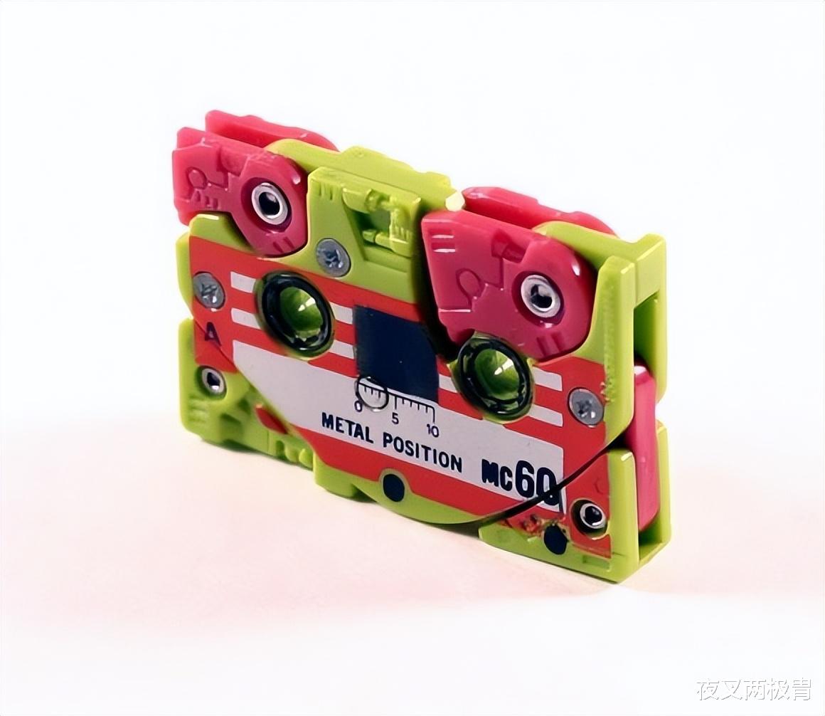 恐龙|匆匆闪过的小恐龙,生不逢时的磁带兽——声波名下的双龙组合