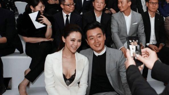 佟大为|最强师生恋，把40岁老师宠成小公主，8年生3孩成“生育机器”