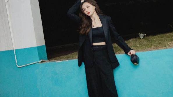 沈梦辰|沈梦辰最新大片，露小蛮腰破怀孕传闻，爸爸曾立家规禁止婚前同居