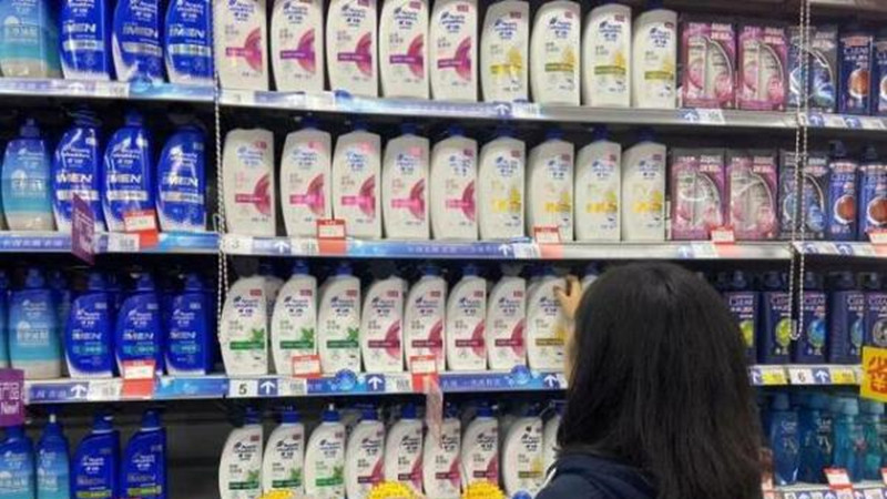 默默追赶海飞丝，我国本土洗发水迎来新曙光，网友：好用才是王道