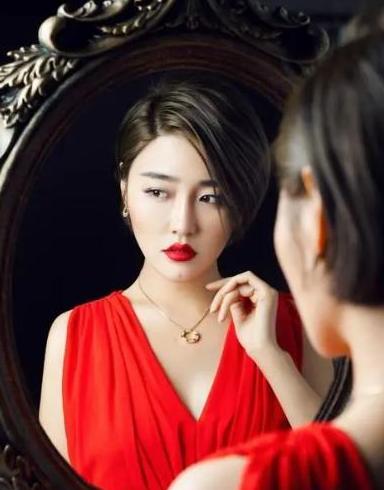 种子|娇娇直播力挺陈亚男，阴阳怪气模仿大衣哥，网友：管好你自己