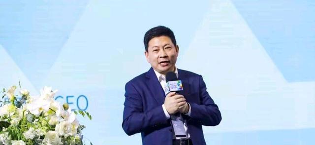 iqoo|预售4小时订单破3万,卖到35万的华为问界M7,真的有那么火?