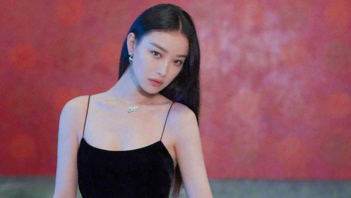 景甜|景甜的腰，?杨幂的胸，倪妮的腿，85花的好身材终于藏不住了