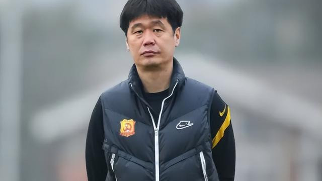 教练|国足最佳教练阵容出炉！高洪波携手两大得力助手，体能技术两手抓