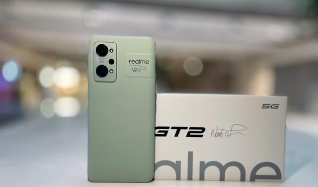 高通骁龙|骁龙888加速离场,直面屏+5000万三摄,12+256G仅2419元